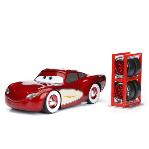 Cars Cruising Lightning McQueen 1:24 Scale Die-cast Vehicle