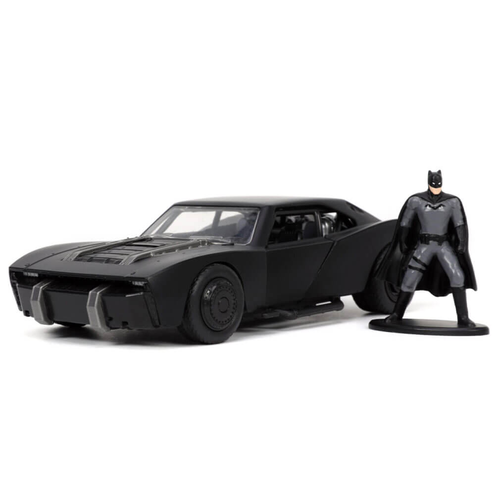 The Batman Batmobile with Batman 1:32 Scale Hollywood Ride